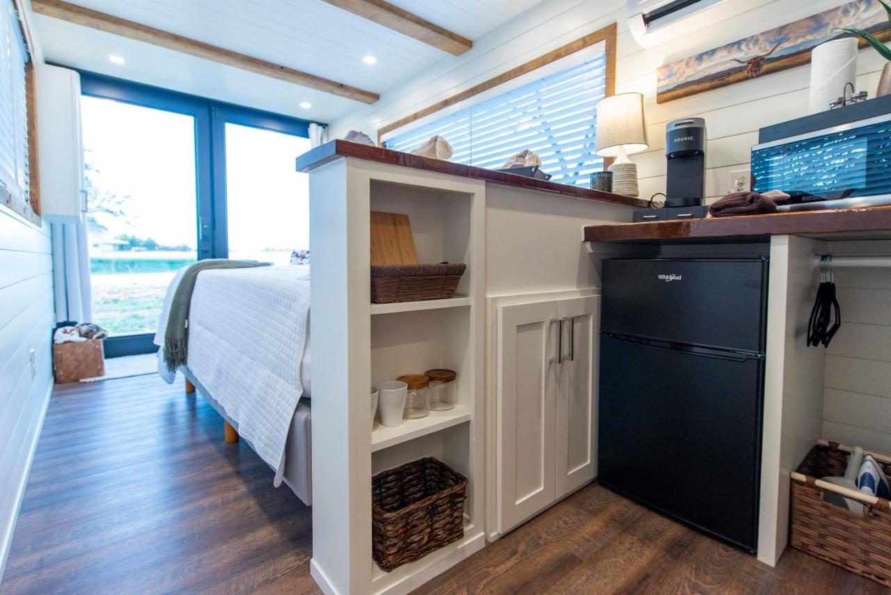 New The Lone Star Shipping Container Villa Fredericksburg Ngoại thất bức ảnh