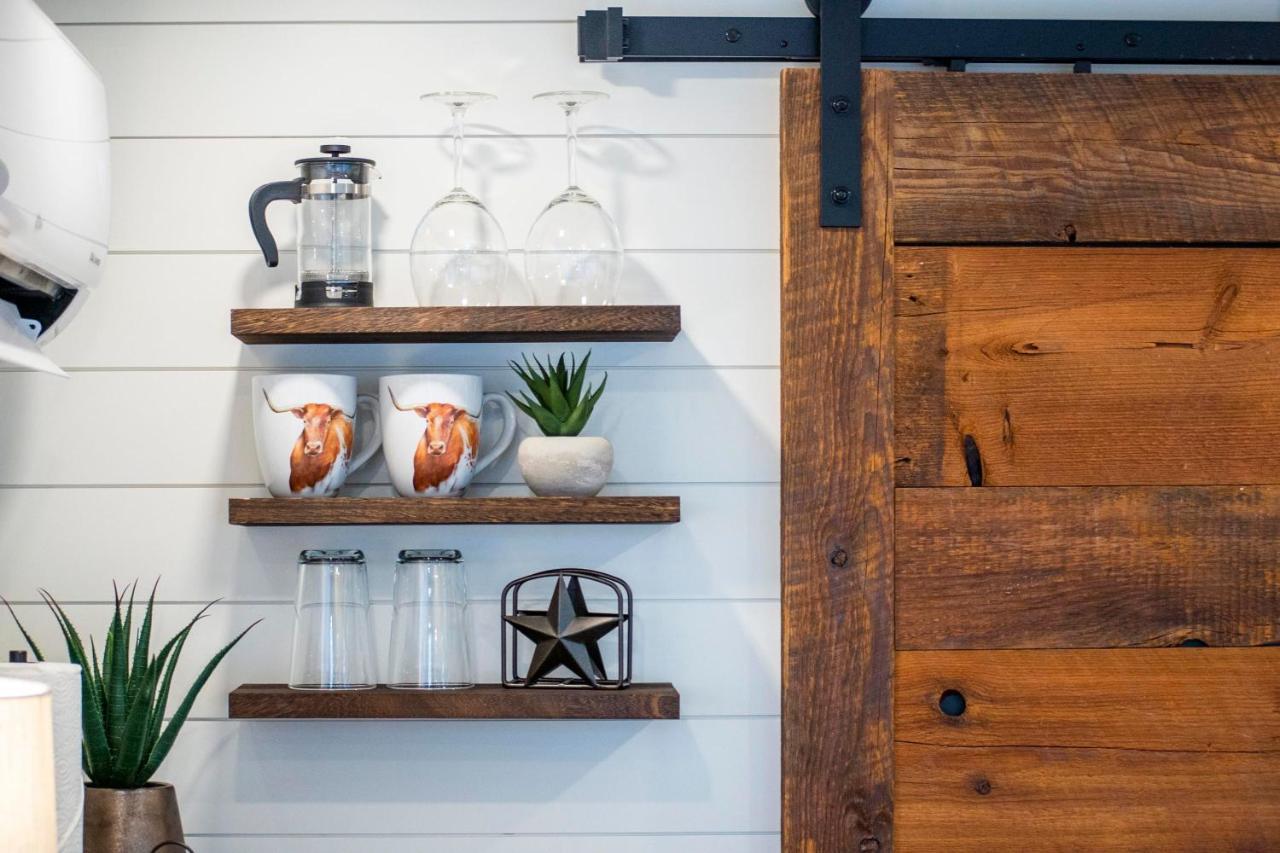 New The Lone Star Shipping Container Villa Fredericksburg Ngoại thất bức ảnh