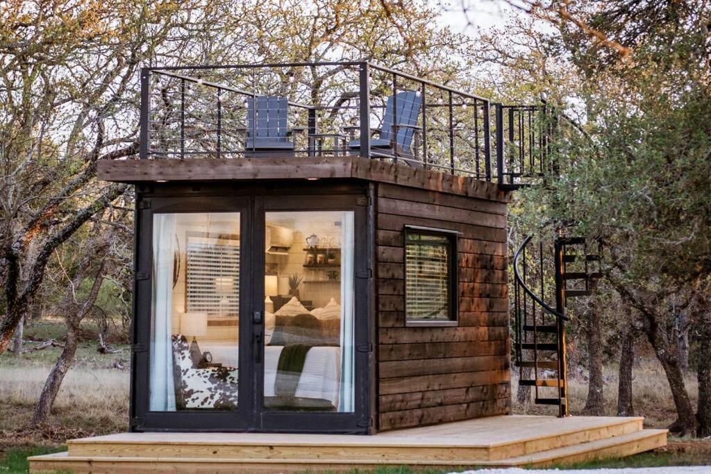 New The Lone Star Shipping Container Villa Fredericksburg Ngoại thất bức ảnh
