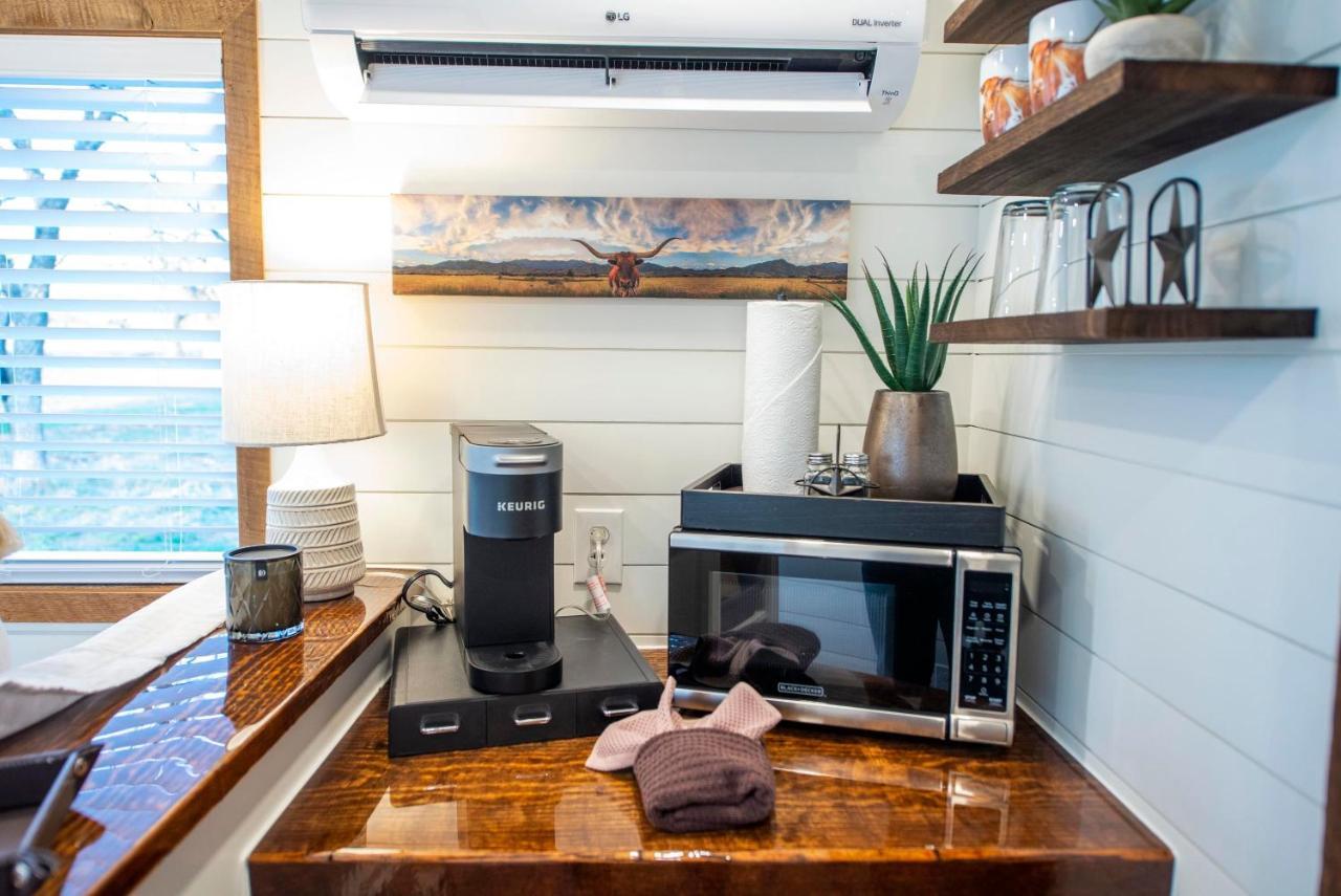 New The Lone Star Shipping Container Villa Fredericksburg Ngoại thất bức ảnh