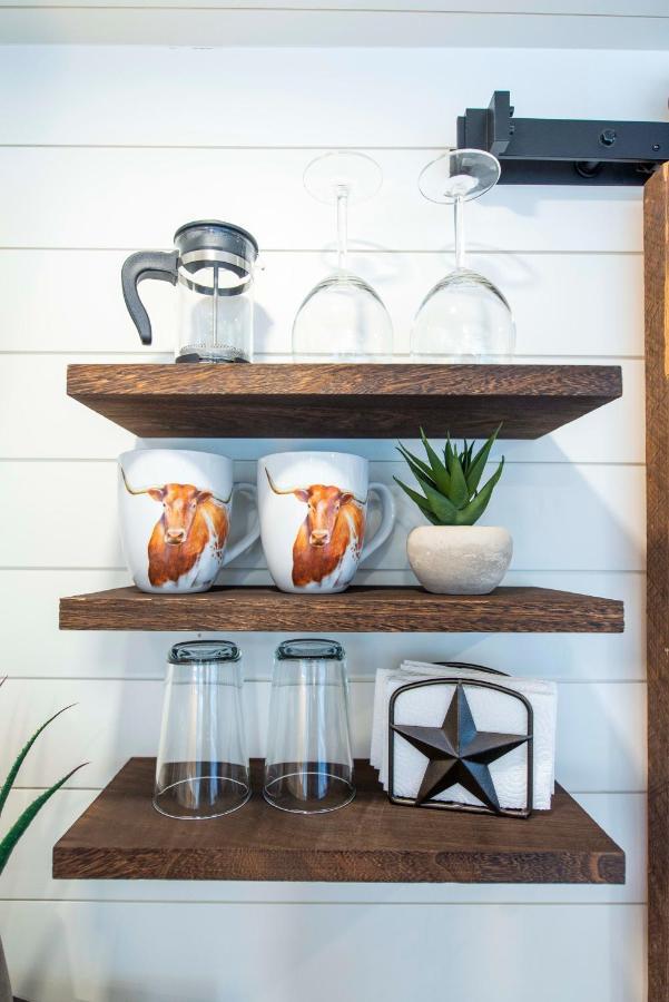 New The Lone Star Shipping Container Villa Fredericksburg Ngoại thất bức ảnh