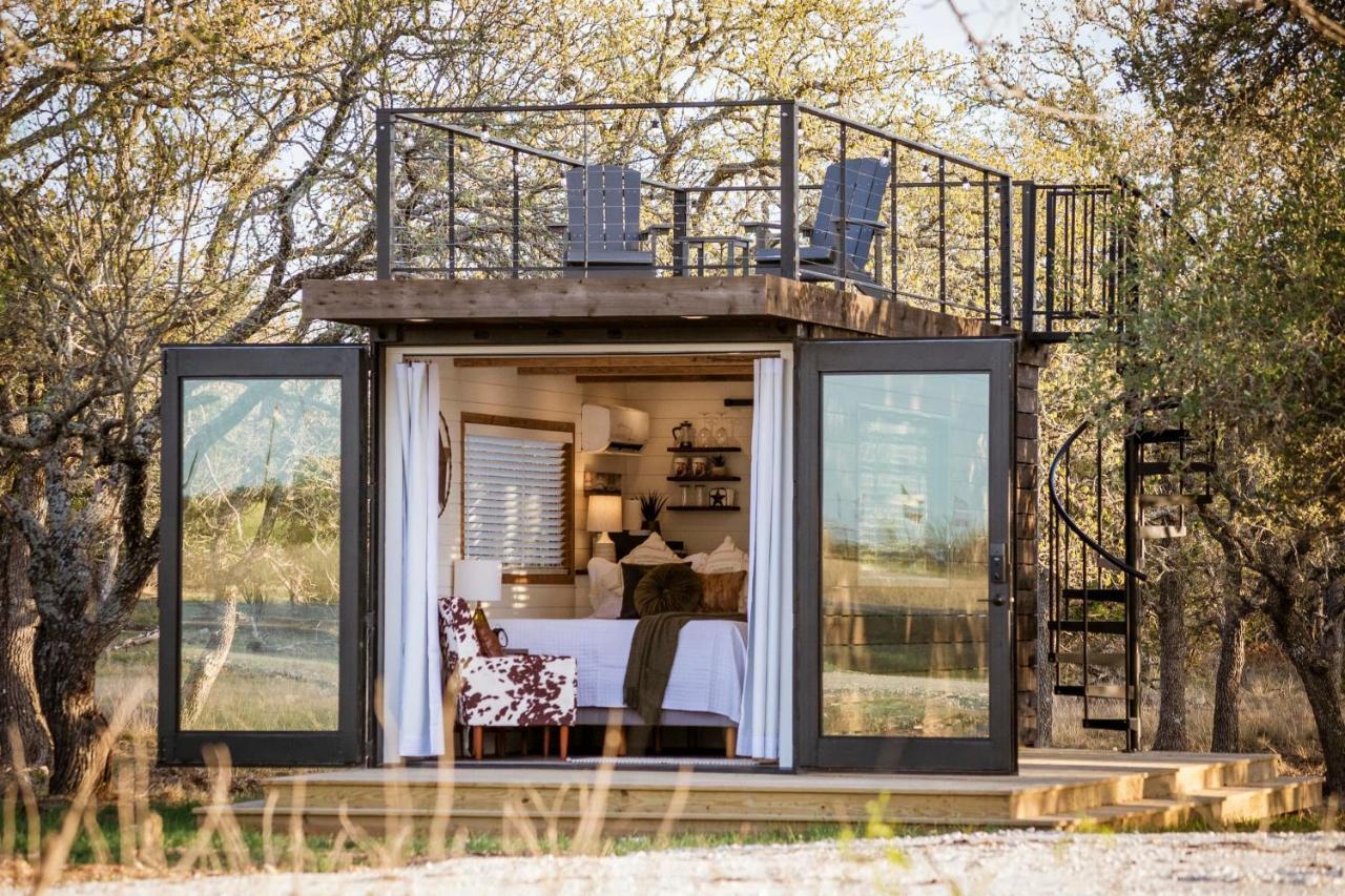 New The Lone Star Shipping Container Villa Fredericksburg Ngoại thất bức ảnh