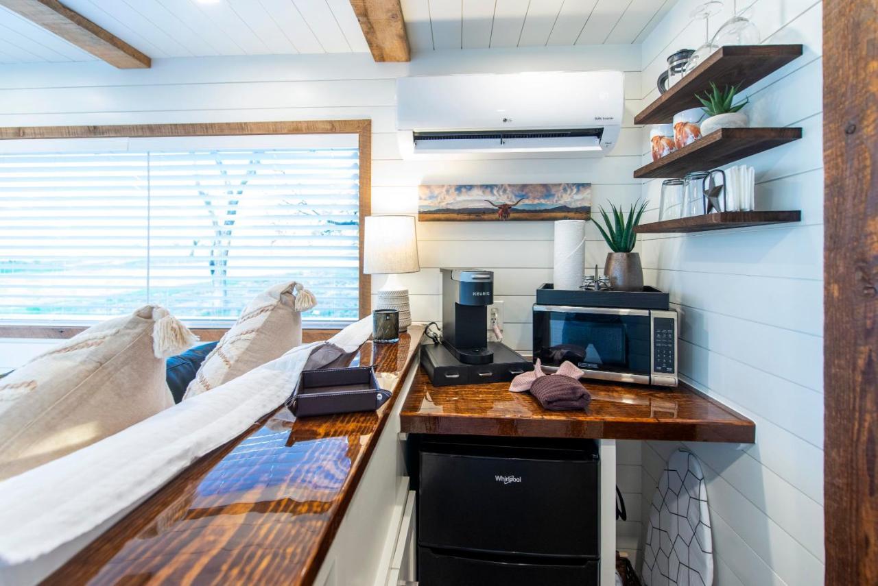 New The Lone Star Shipping Container Villa Fredericksburg Ngoại thất bức ảnh